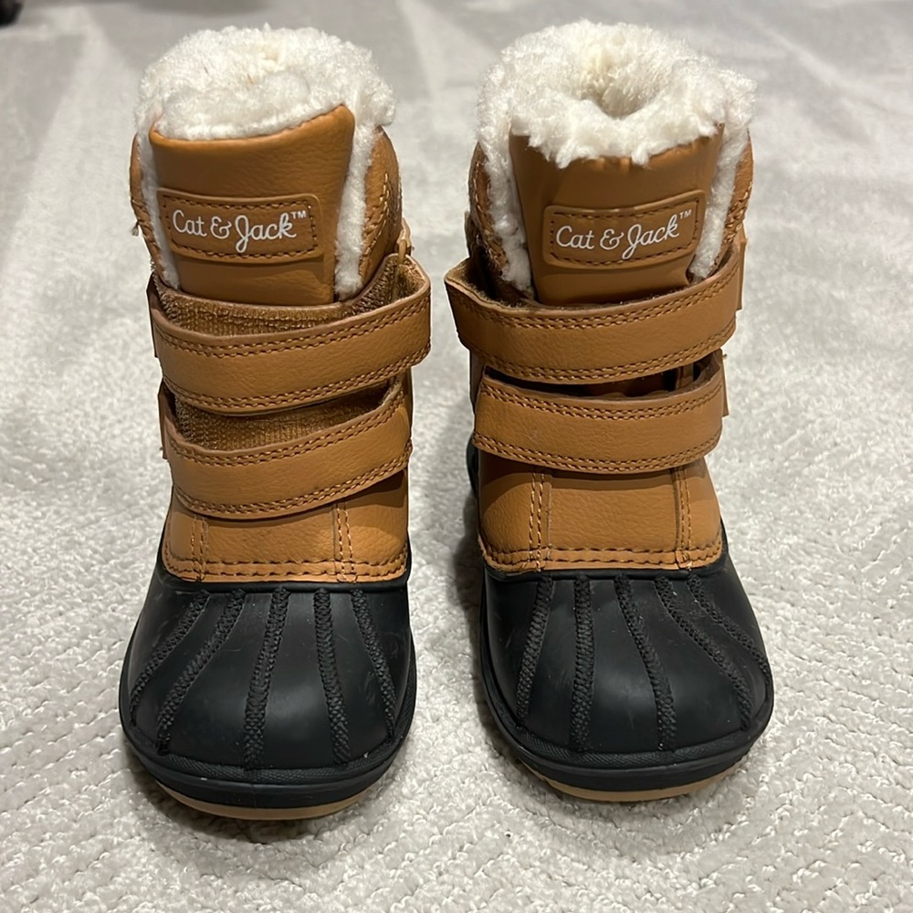 Cat & Jack toddler snow boots